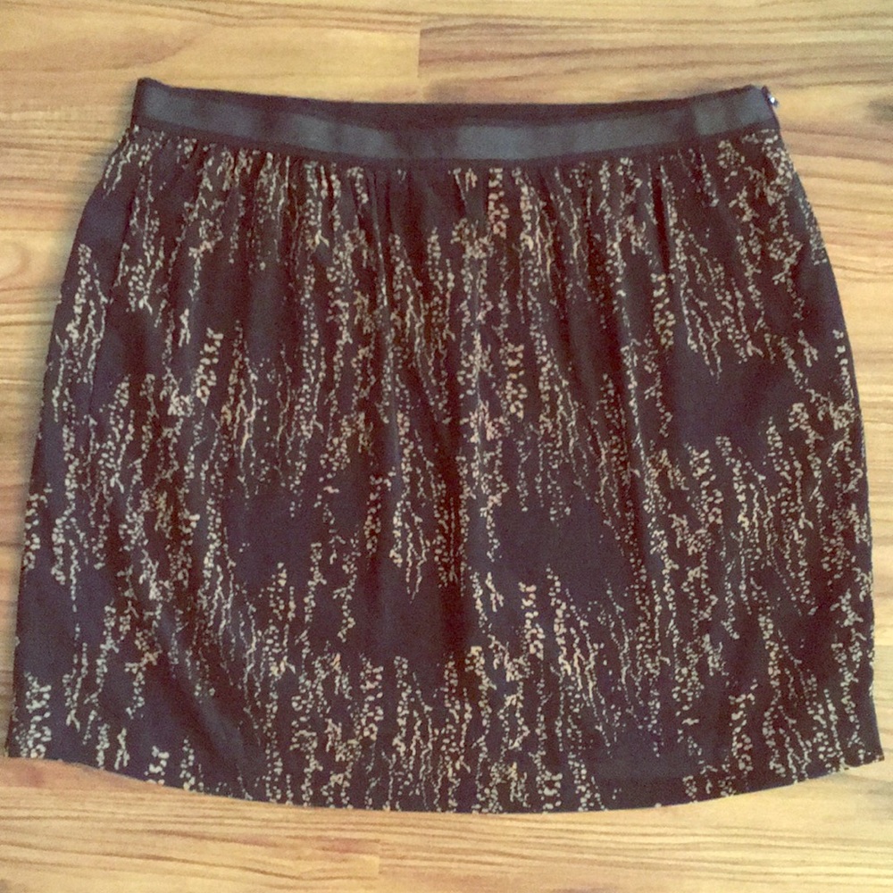Gap Black&Gold Straight Line Skirt